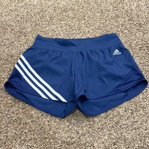 Adidas Woman’s AeroReady running shorts size S4” w/built in liner